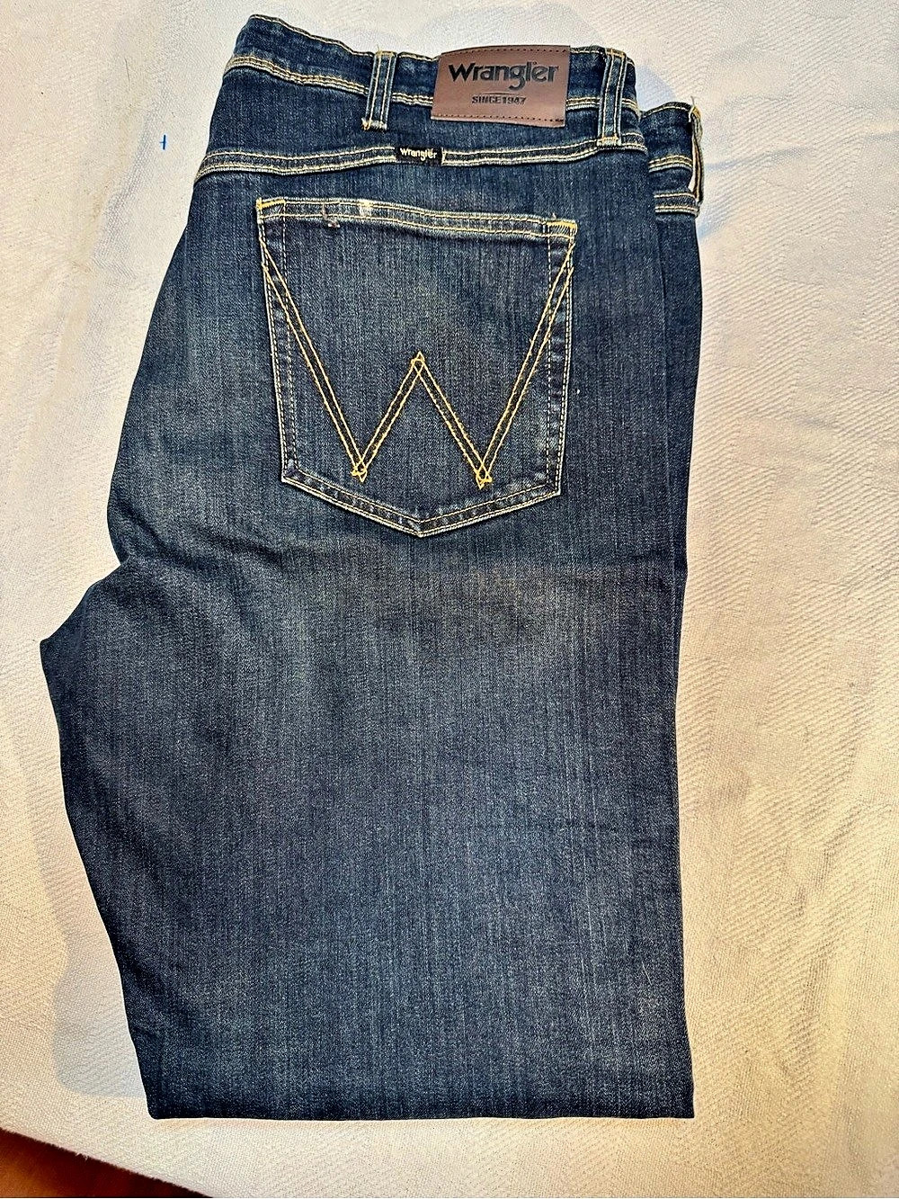 Wrangler Regular Fit Men's Blue Jeans Waist 38 x 30